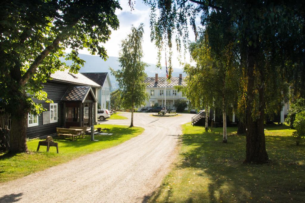 Dale Gudbrands Gard Hotel Sør-Fron Exterior foto
